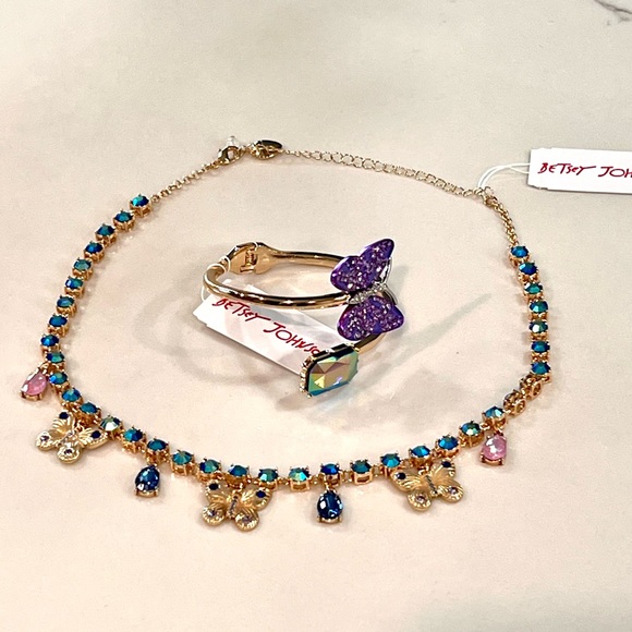 Betsey Johnson Jewelry - Betsey Johnson Buggin Out Iridescent Butterfly Necklace and Bracelet Set